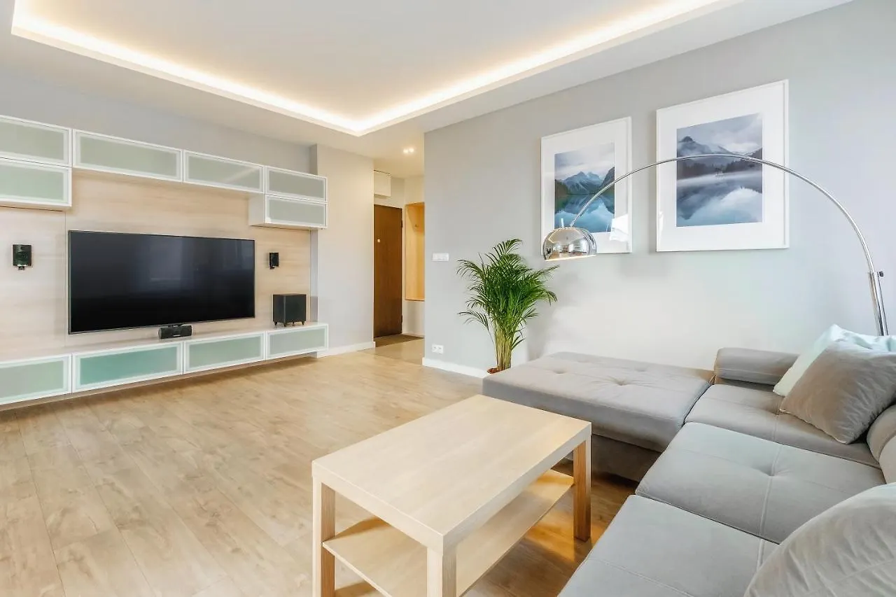 Apartament Jana Kazimierza 47 - 2 Sypialnie, 70M2, Balkon, Parking, Wi-Fi Warszawa 0*,  Polska
