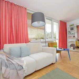  Apartament Atenska Modern Praga By Renters