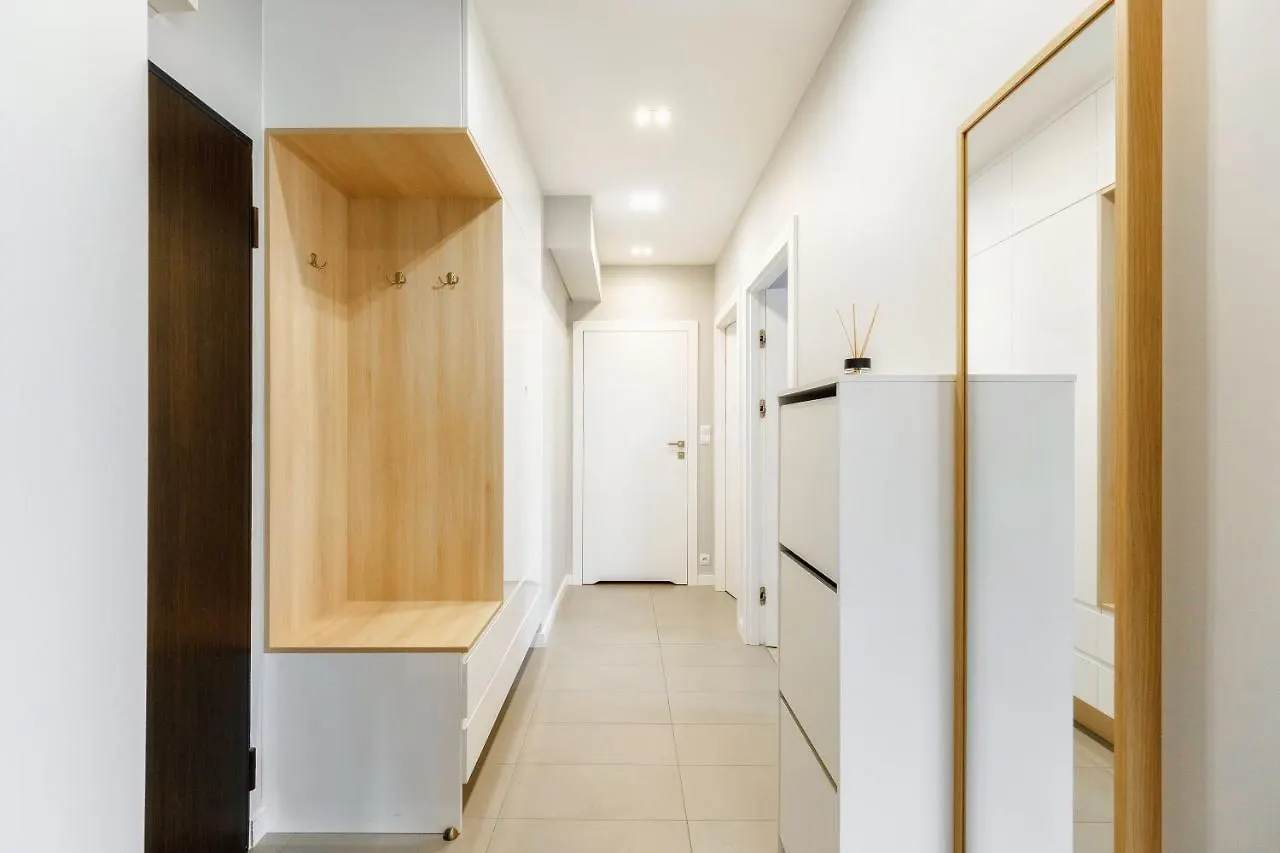 Apartament Jana Kazimierza 47 - 2 Sypialnie, 70M2, Balkon, Parking, Wi-Fi Warsaw 0*,  Poland